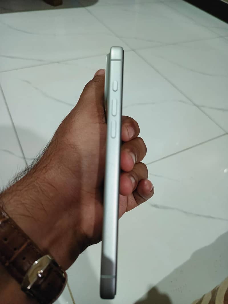 Apple iPhone 17 Pro Max 1