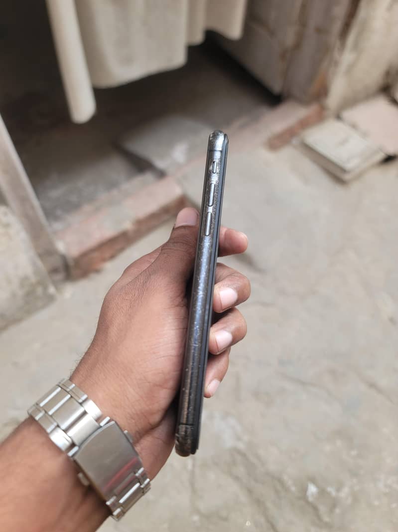 Apple iPhone X 2