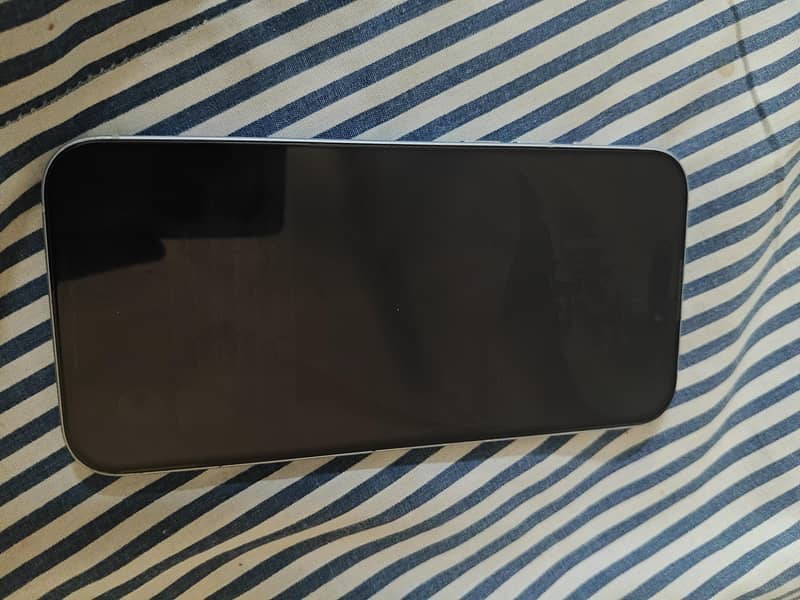 Apple iPhone 15 plus 7