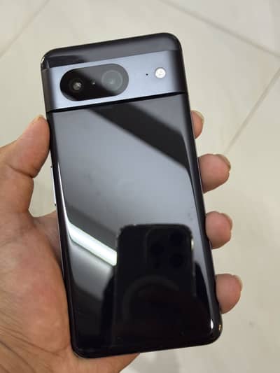 Google Pixel 8
