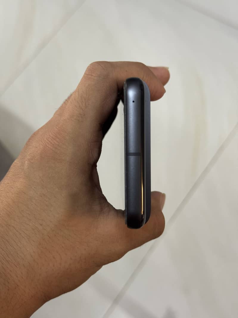 Google Pixel 8 3