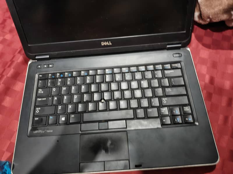 Dell Latitude E6440 2