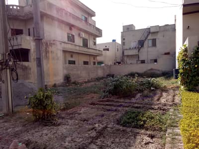 10 Marla Best Location Near Mosque Market And Main College Road Approach Plot For Sale