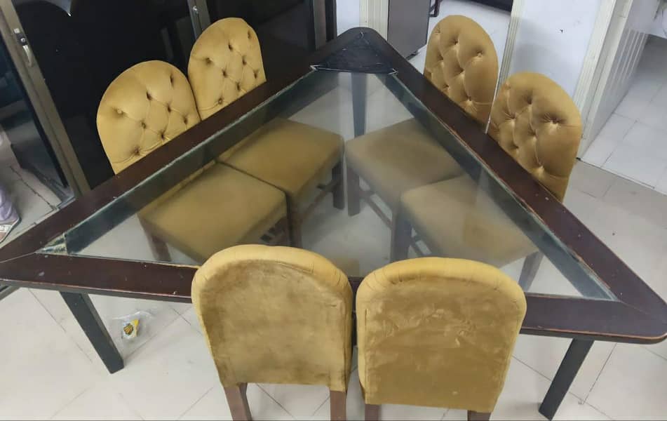 Dining Table with 4 Chairs 3