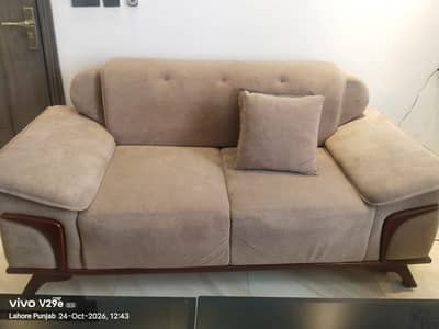 Modern 6-Seater Velvet Sofa Set   – Excellent Condition