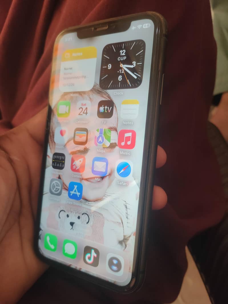 Apple iPhone 11 3