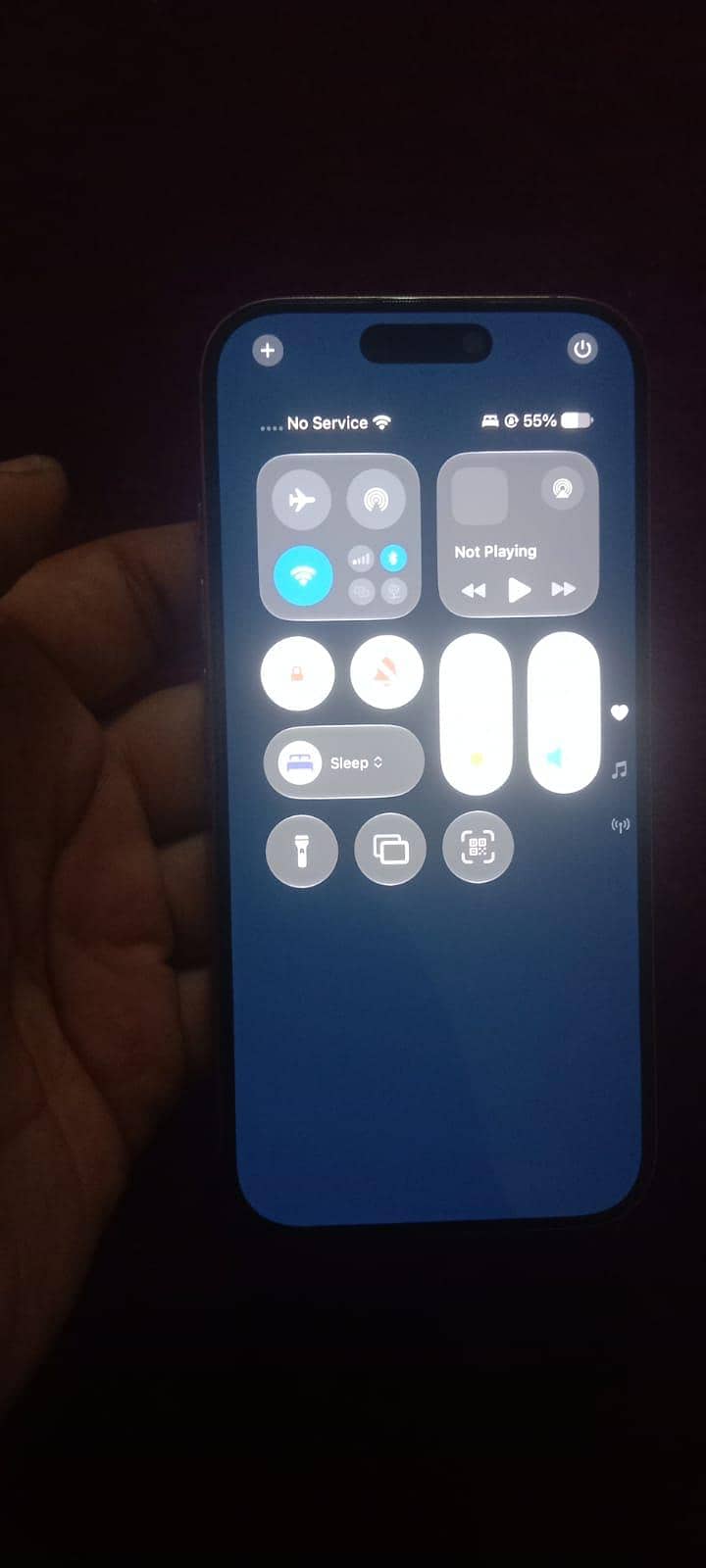 Apple iPhone 16 Pro 13