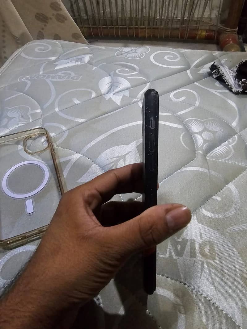 Apple iPhone 11 5