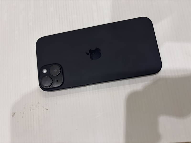 Apple iPhone 15 plus 1