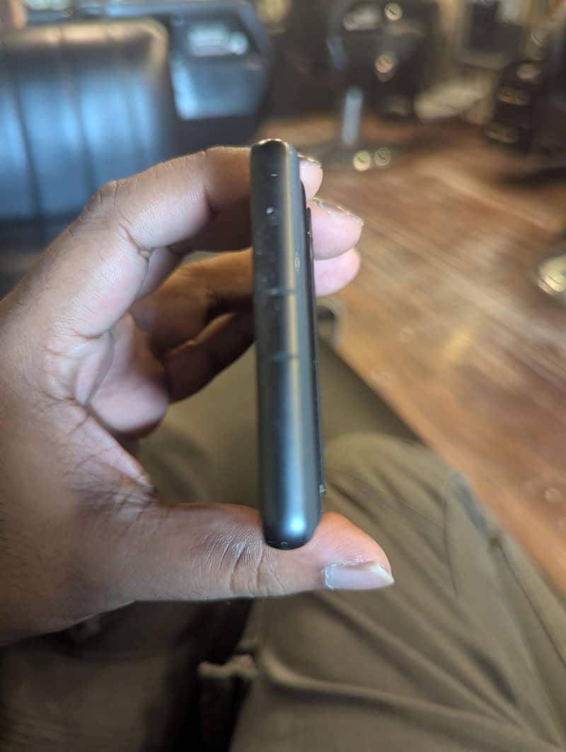 Google Pixel 7 A 4