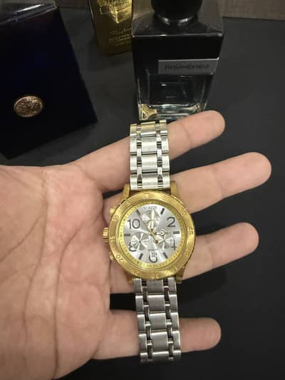 Nixon 48-20 Chronograph – Refined
