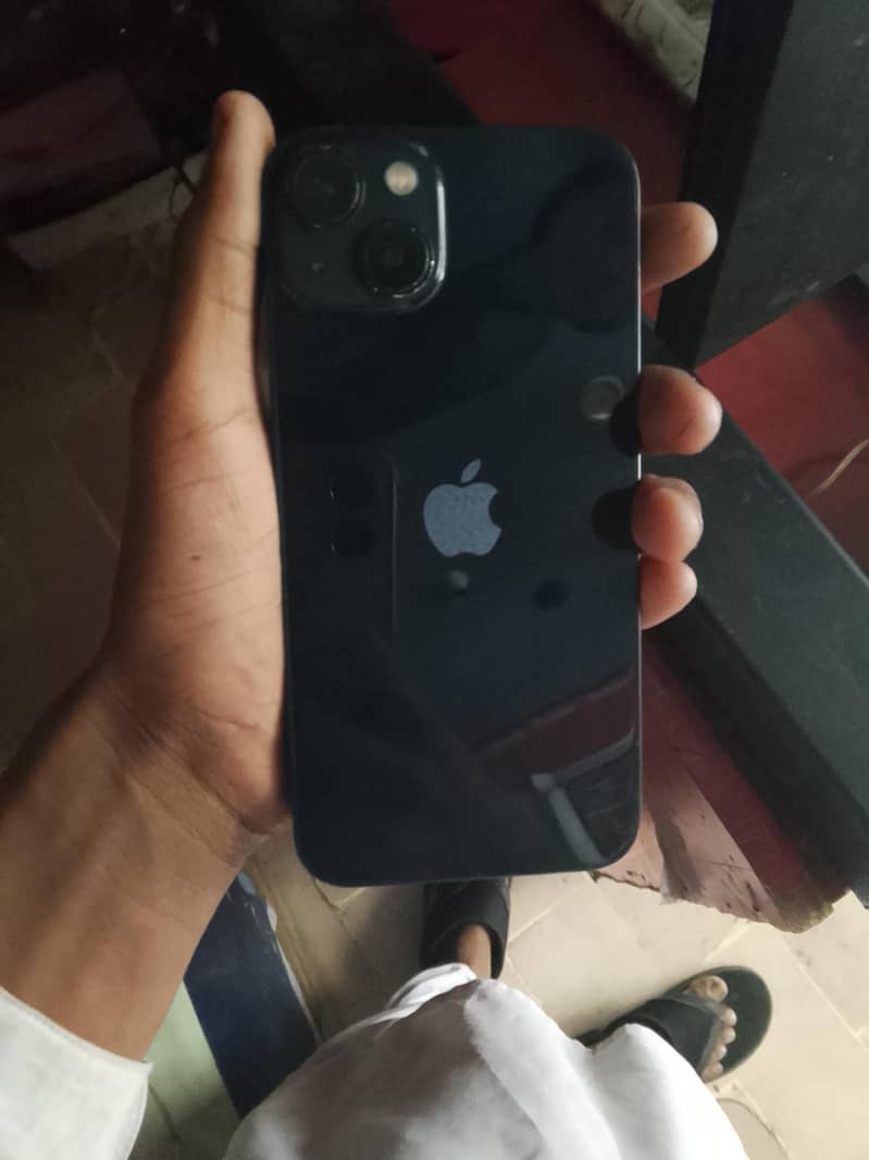 Apple iPhone 13 3