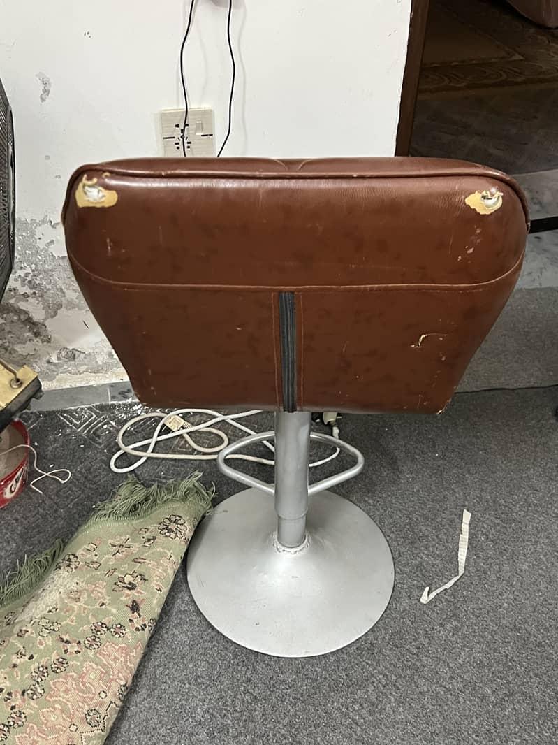 Dressing table chairrr 1