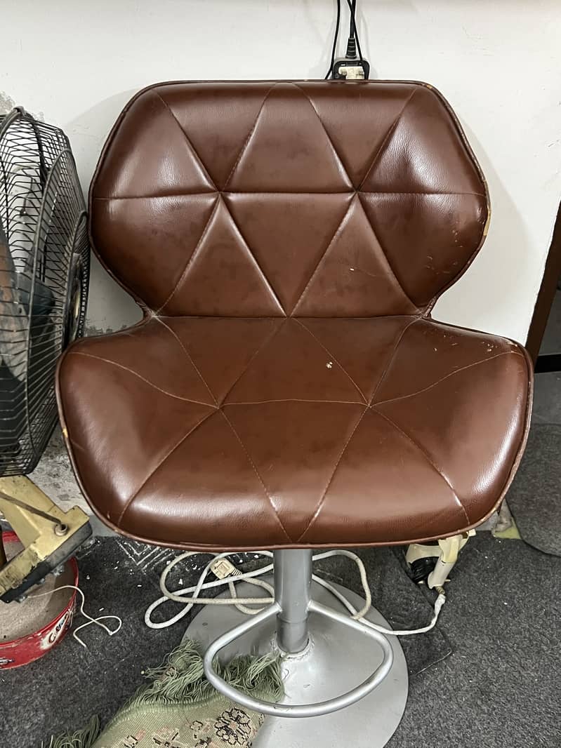 Dressing table chairrr 2