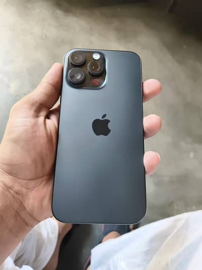 Apple iPhone 16 Pro Max Factory Unlocked 10/10