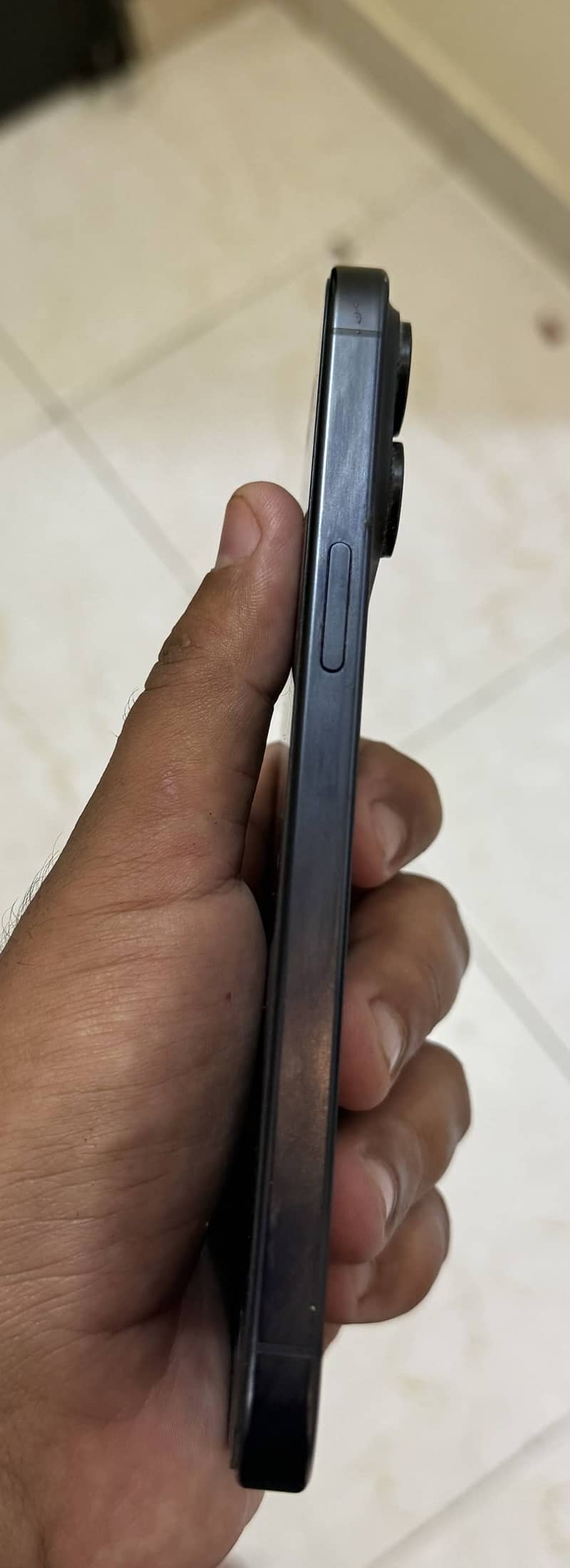 Apple iPhone 15 Pro Max 2
