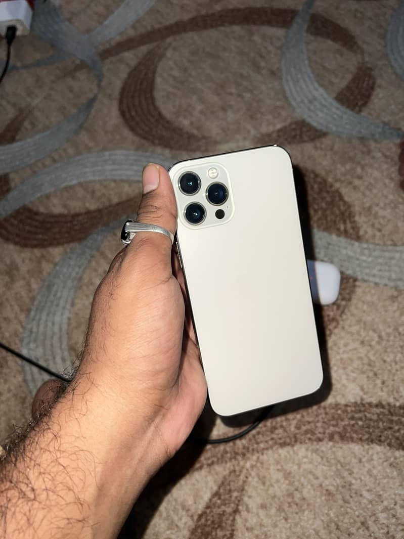 Apple iPhone 12 Pro Max 6