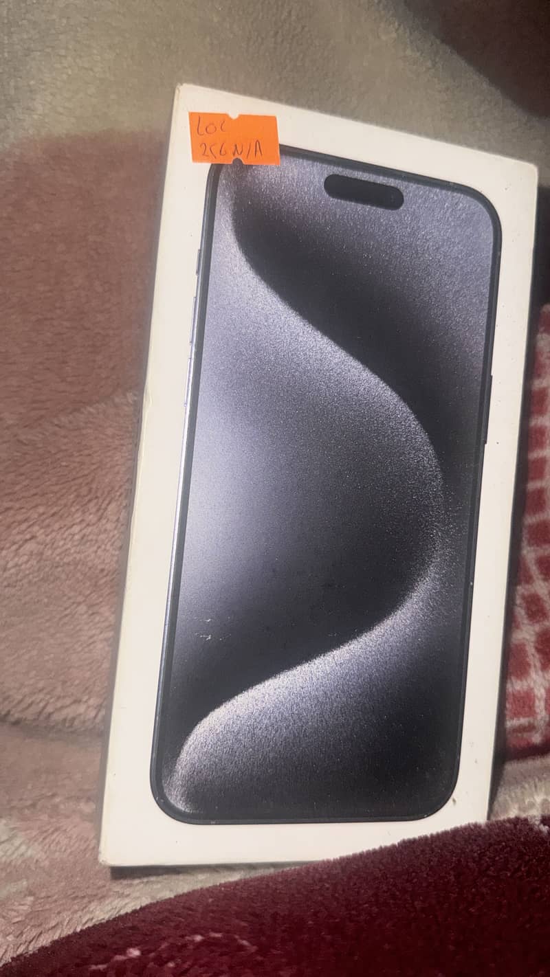 Apple iPhone 15 Pro Max 2