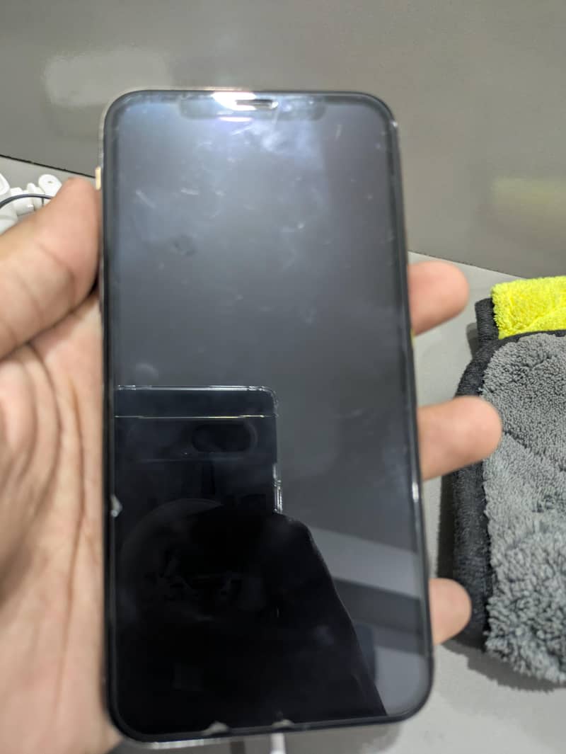 Apple iPhone XS 0