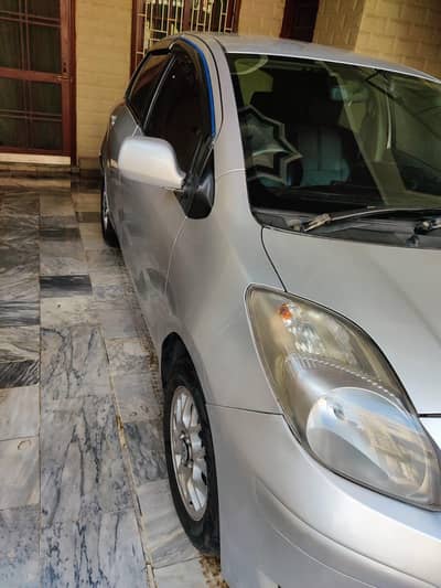 Toyota Vitz 2007