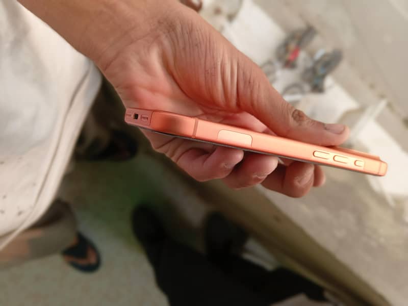 Apple iPhone 17 Pro 2