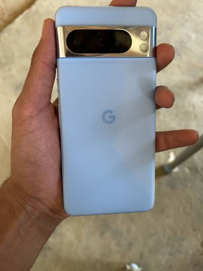 Google Pixel 8 Pro