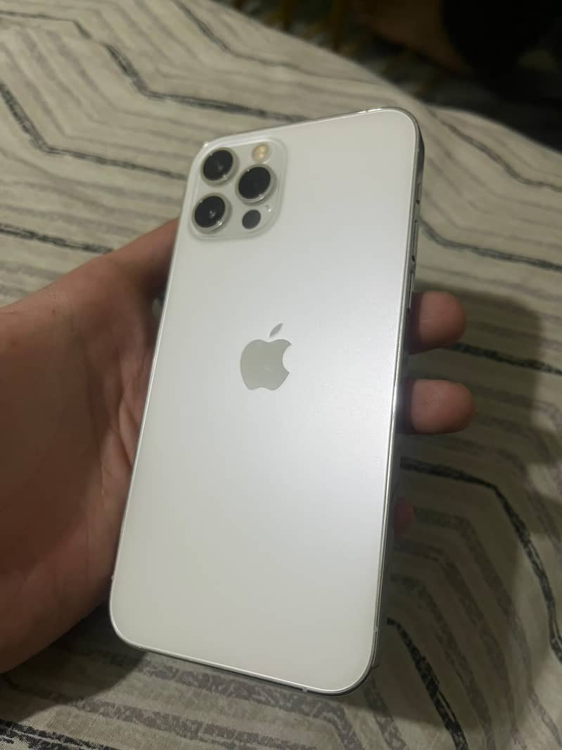 Apple iPhone 12 Pro 2