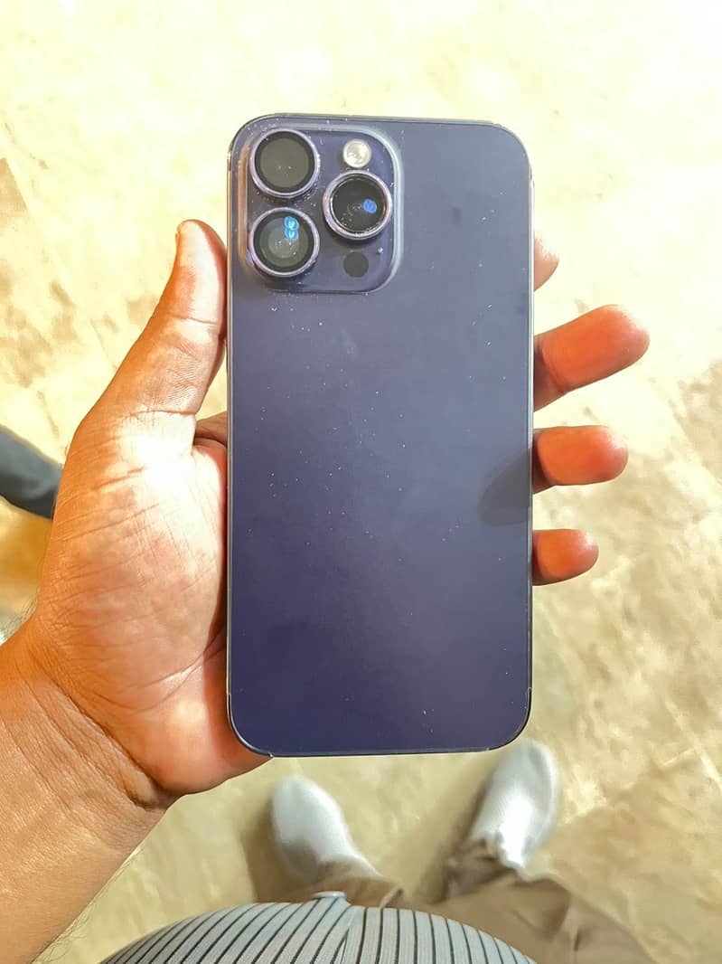 Apple iPhone 14 Pro Max 3