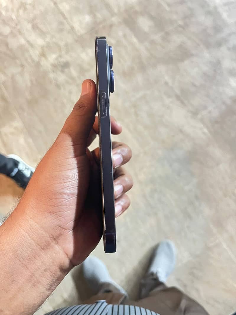 Apple iPhone 14 Pro Max 7