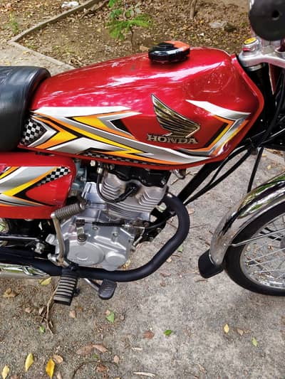 Honda 125 Model 2025 Red LusSh Condition For Lovers