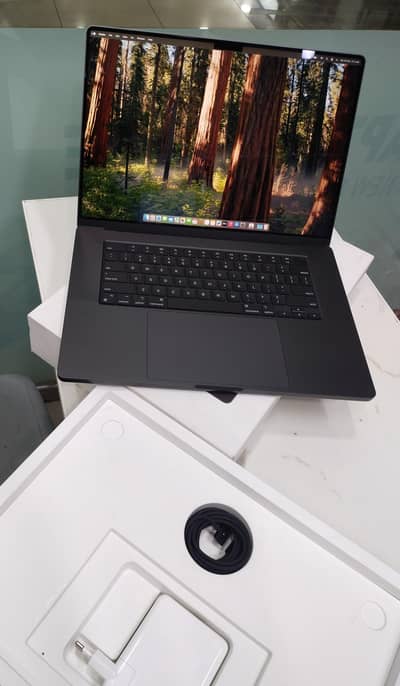MacBook M4 Pro | 24 GB RAM | 1_TB SSD | 14C & 20C
