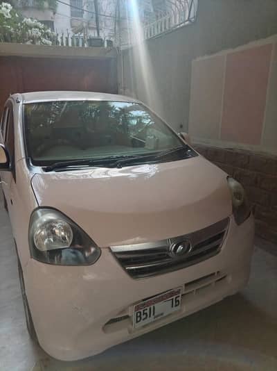 Daihatsu Mira 2012