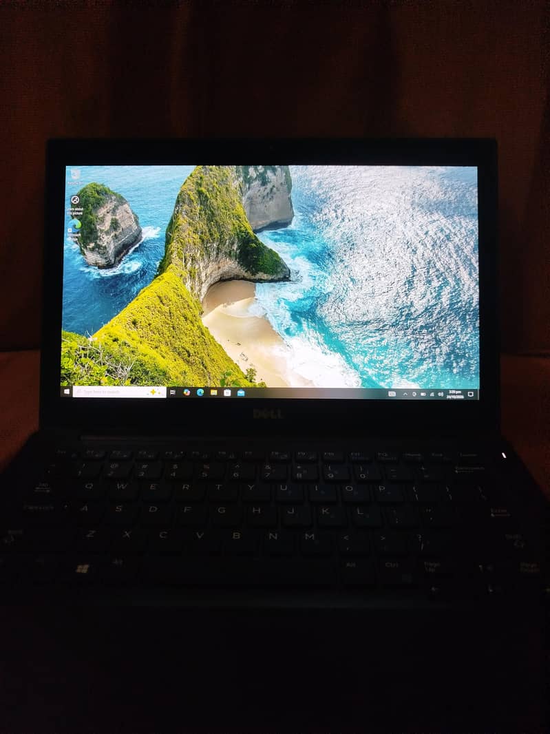Dell Laptop 0