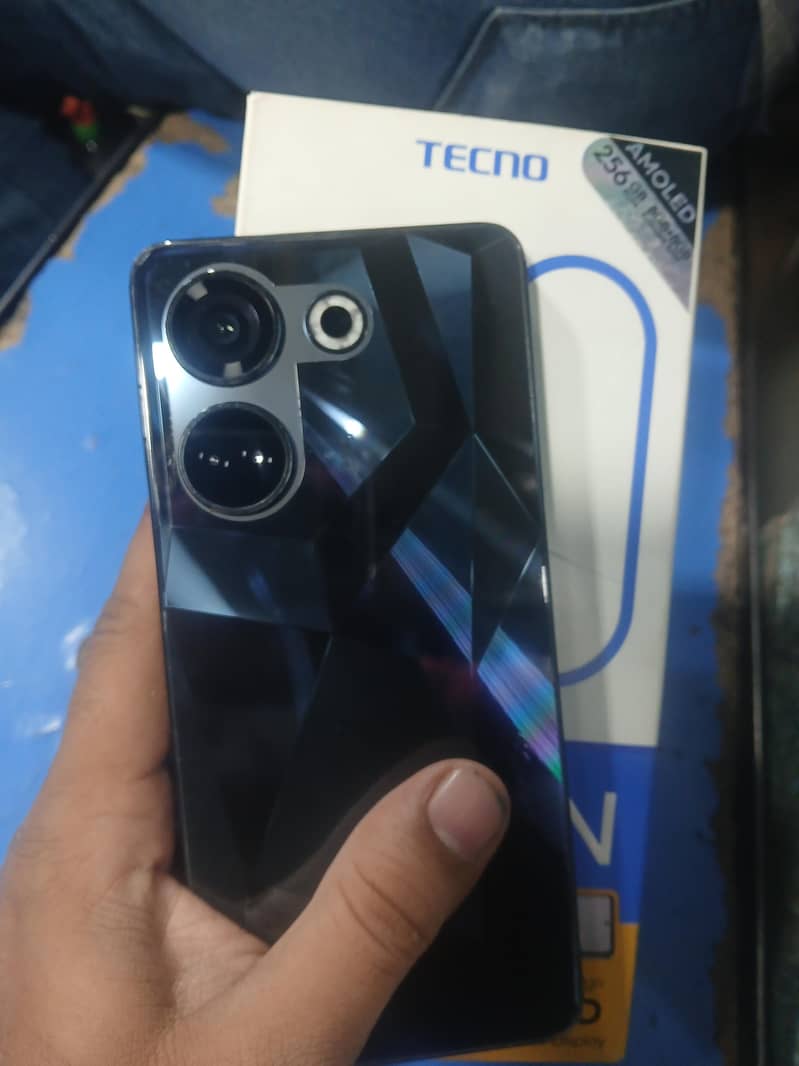camon 20 0