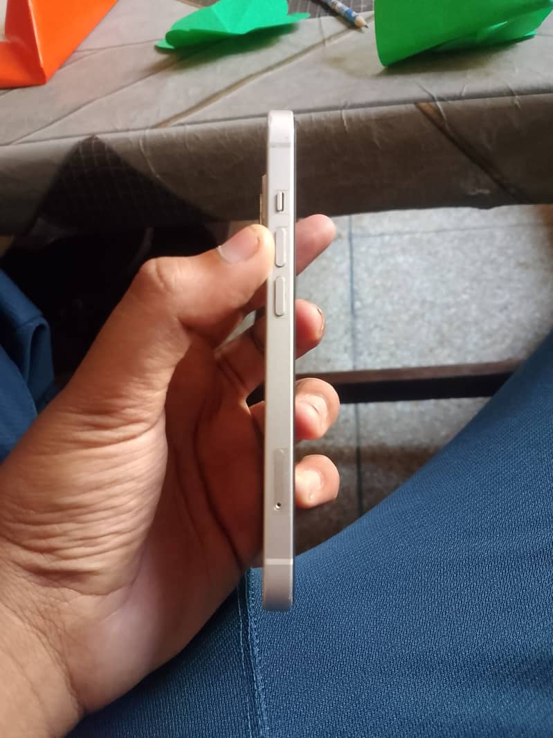 Apple iPhone 13 with 0
