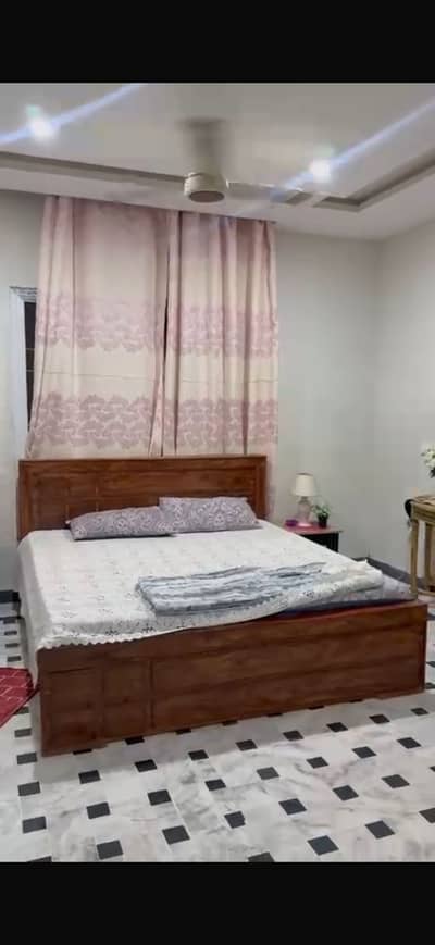 WOODEN BED
