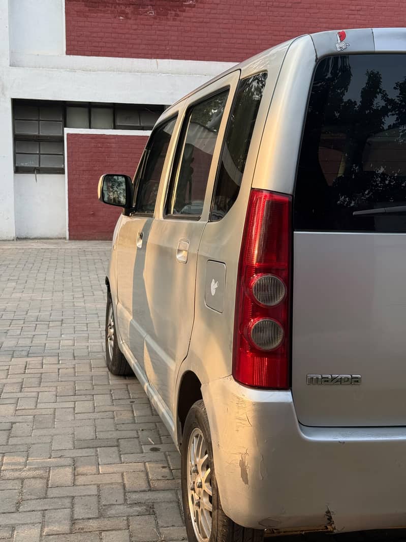 Mazda Azwagon 2007 13