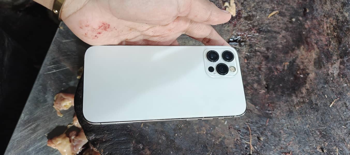 Apple iPhone 12 Pro 6