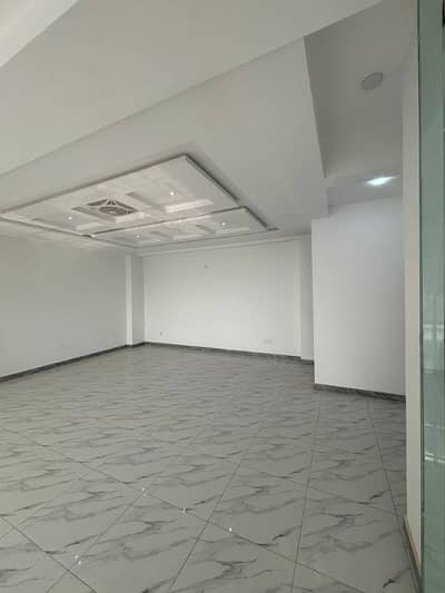 4 Marla First Floor Hall 900 Sq. Ft New Building Available Tiled Floor