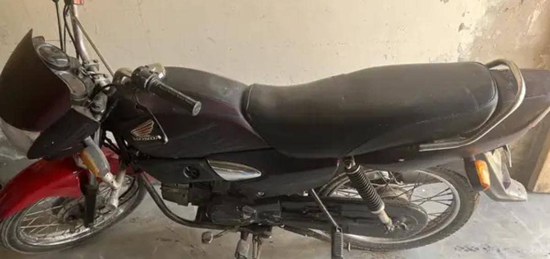 Honda Prioder 100 3