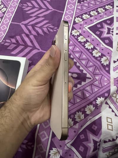 Apple iPhone 16 Pro Max