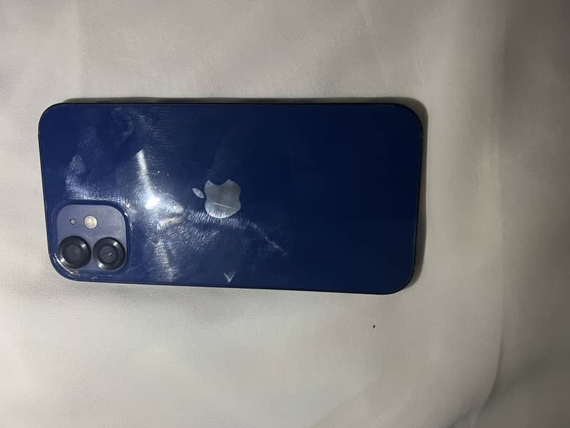 Apple iPhone 12 3