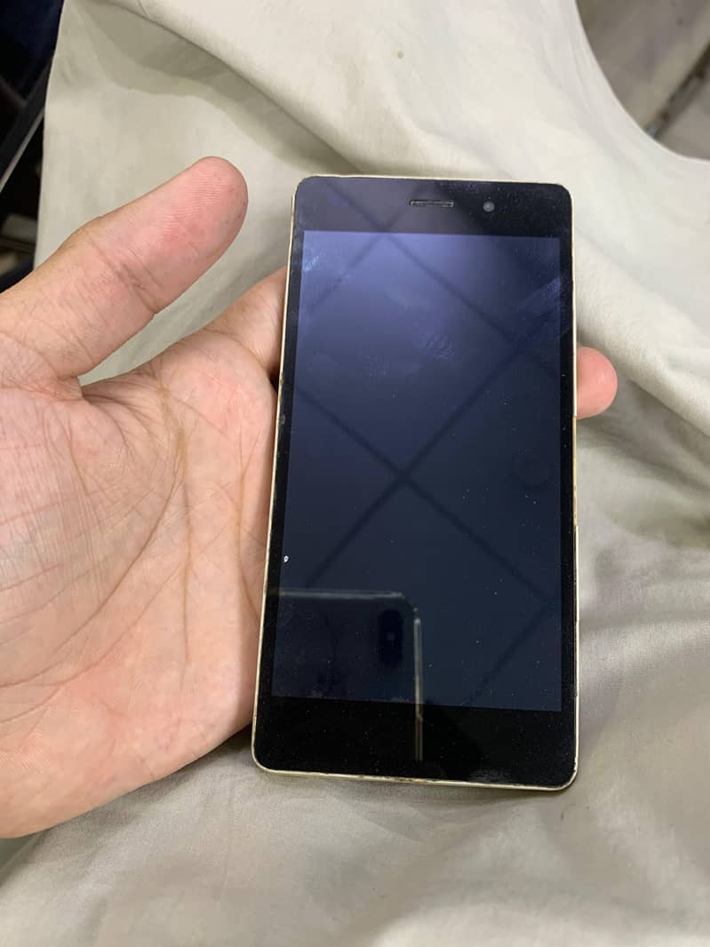 Huawei P8 Lite 1