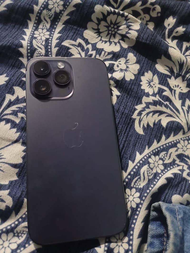 Apple iPhone 14 Pro Max 2