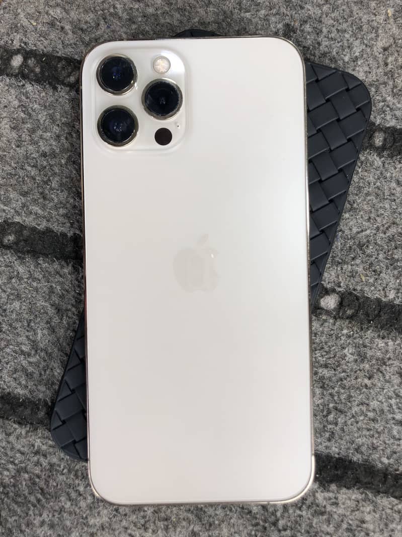 Apple iPhone 12 Pro Max 0
