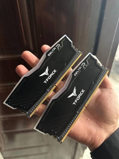 2x8GB DDR4 3000MT/s(mhz) CL16 Tforce Delta RAM System Pulled