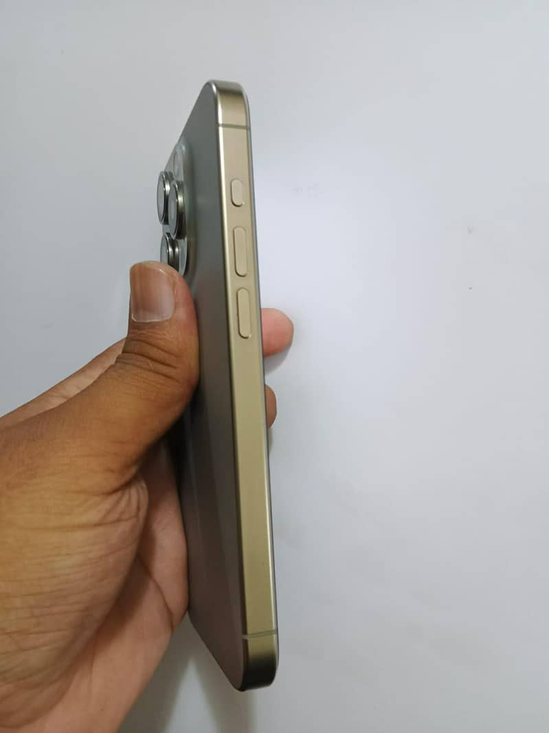 Apple iPhone 15 Pro 5
