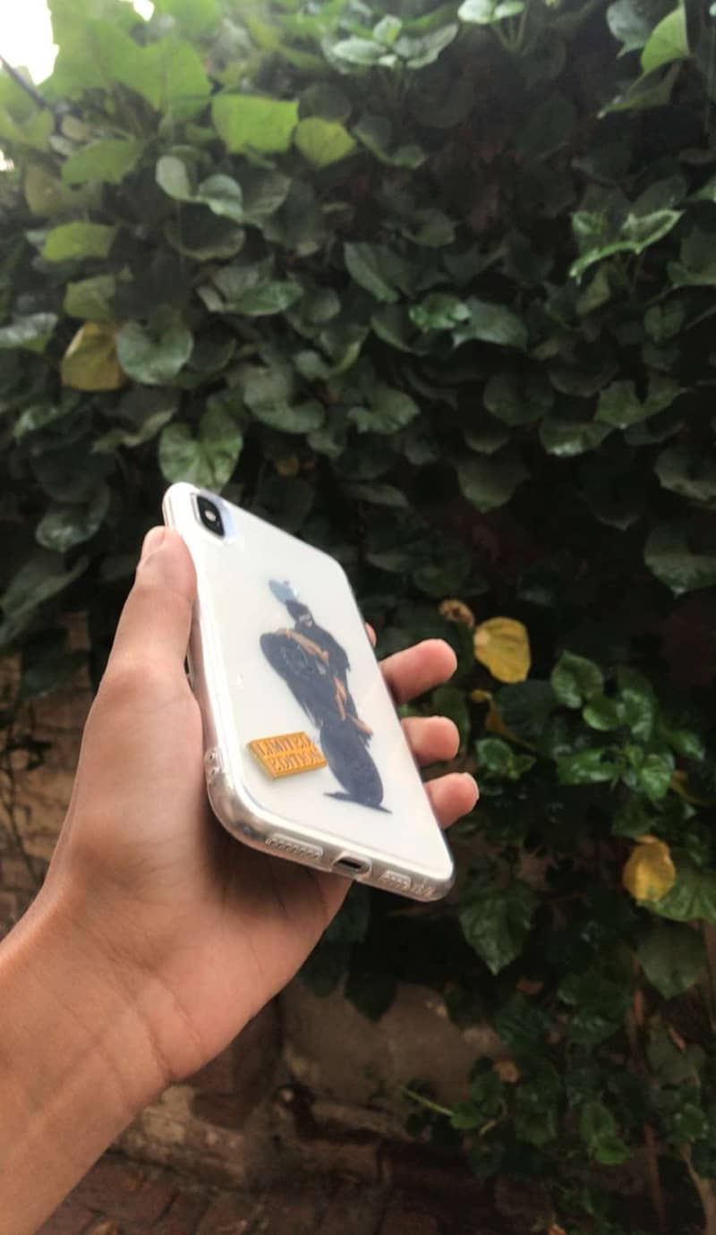 Apple iPhone XS Max 0