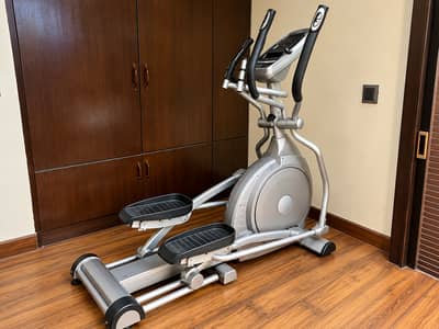 Spirit Fitness XE395 Elliptical Cross Trainer | Premium Home Gym