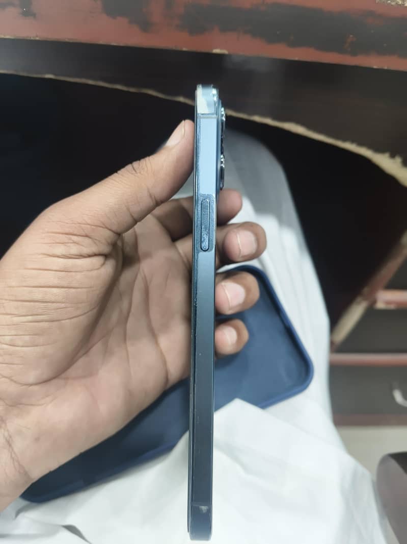 Apple iPhone 12 Pro Max 7